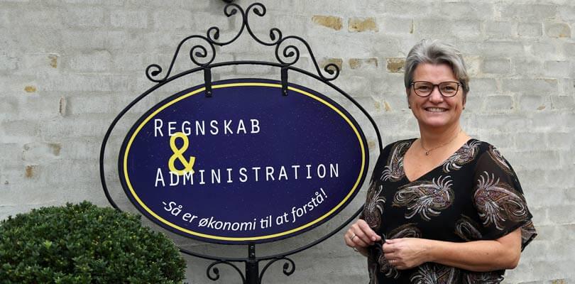 Revisor Regnskab Administration Tina Berg Svendsen